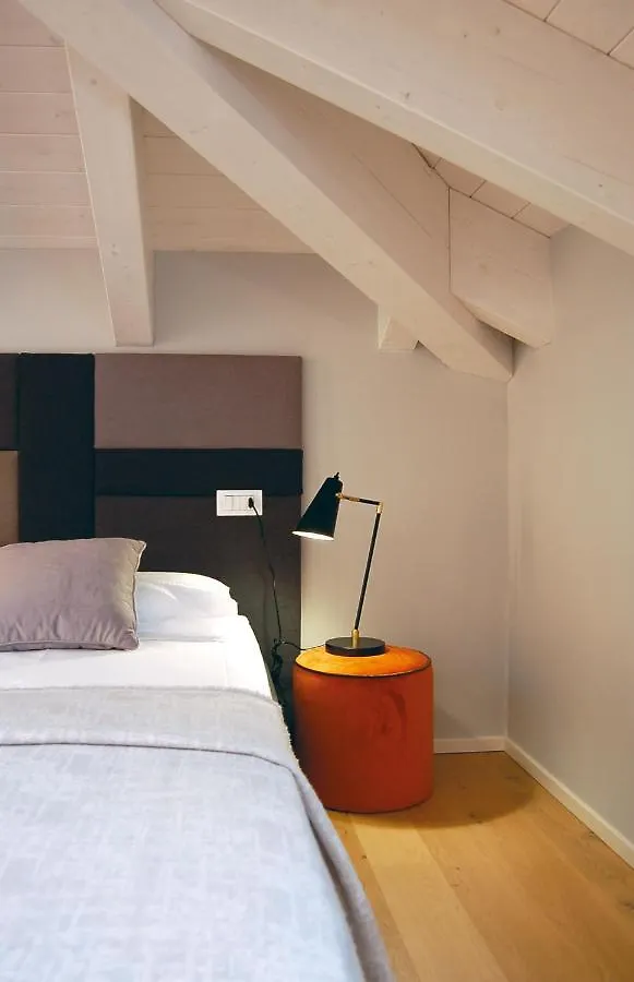 Ar Chelsea Penthouse Apartment Bergamo Italy